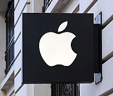 Apple откроет в россии