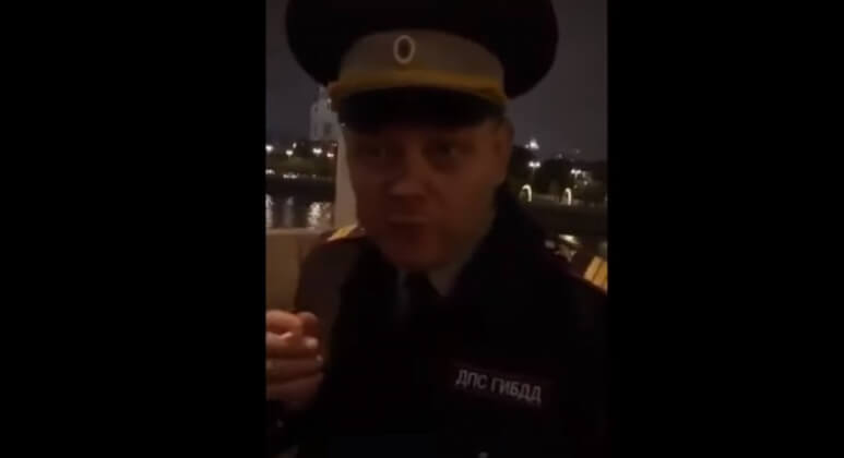 Актер театра «Современник» арестован за роль пьяного полицейского в блогерском ролике