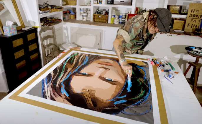 Джонни Депп заработал более $5,4 млн за пять дней на продаже своих картин