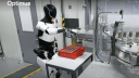 На заводах Tesla в 2025 году будут работать тысячи человекоподобных роботов