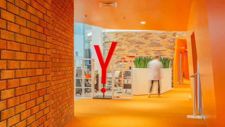 Разделился на части: Yandex N.V. закрыл сделку по продаже российского «Яндекса»
