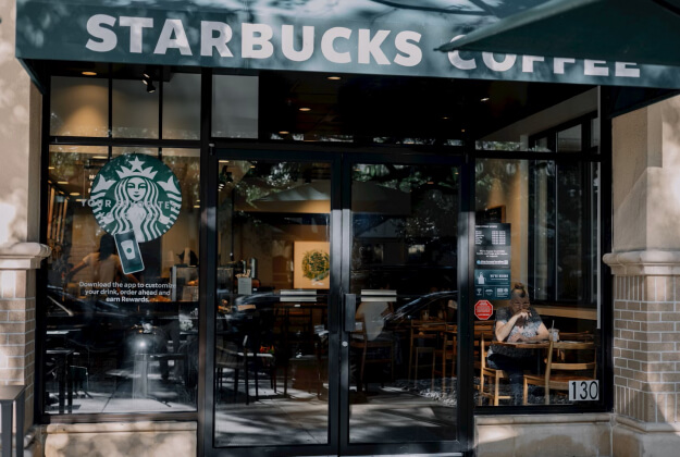 Starbucks продлил на 10 лет действие своих товарных знаков в России