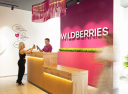 Студия Артемия Лебедева представила свое видение дизайна ПВЗ Wildberries